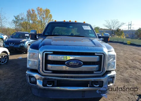 2012 Ford F-250 Xlt from USA, damaged, VIN 1FT7W2B69CEA75636